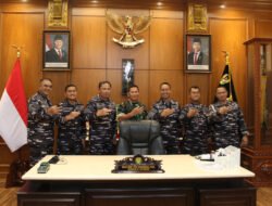 Komandan Lanal Bandung Dampingi Dankodaeral III Laksanakan Kunjungan Kerja Ke Pangdam III/Siliwangi dan Walikota Bandung