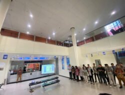 Lebih dari Sekadar Transaksi, BRI KC Cilegon Gelar Doa Pagi untuk Kesehatan dan Kelancaran Usaha Nasabah