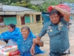Aksi Heroik Personel Lanal Sibolga Ditengah Bencana Banjir Tapteng