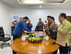 Serentak dari Sabang sampai Merauke, BRI KC Cilegon Gelar Prosesi Potong Tumpeng Sambut HUT ke-130 BRI